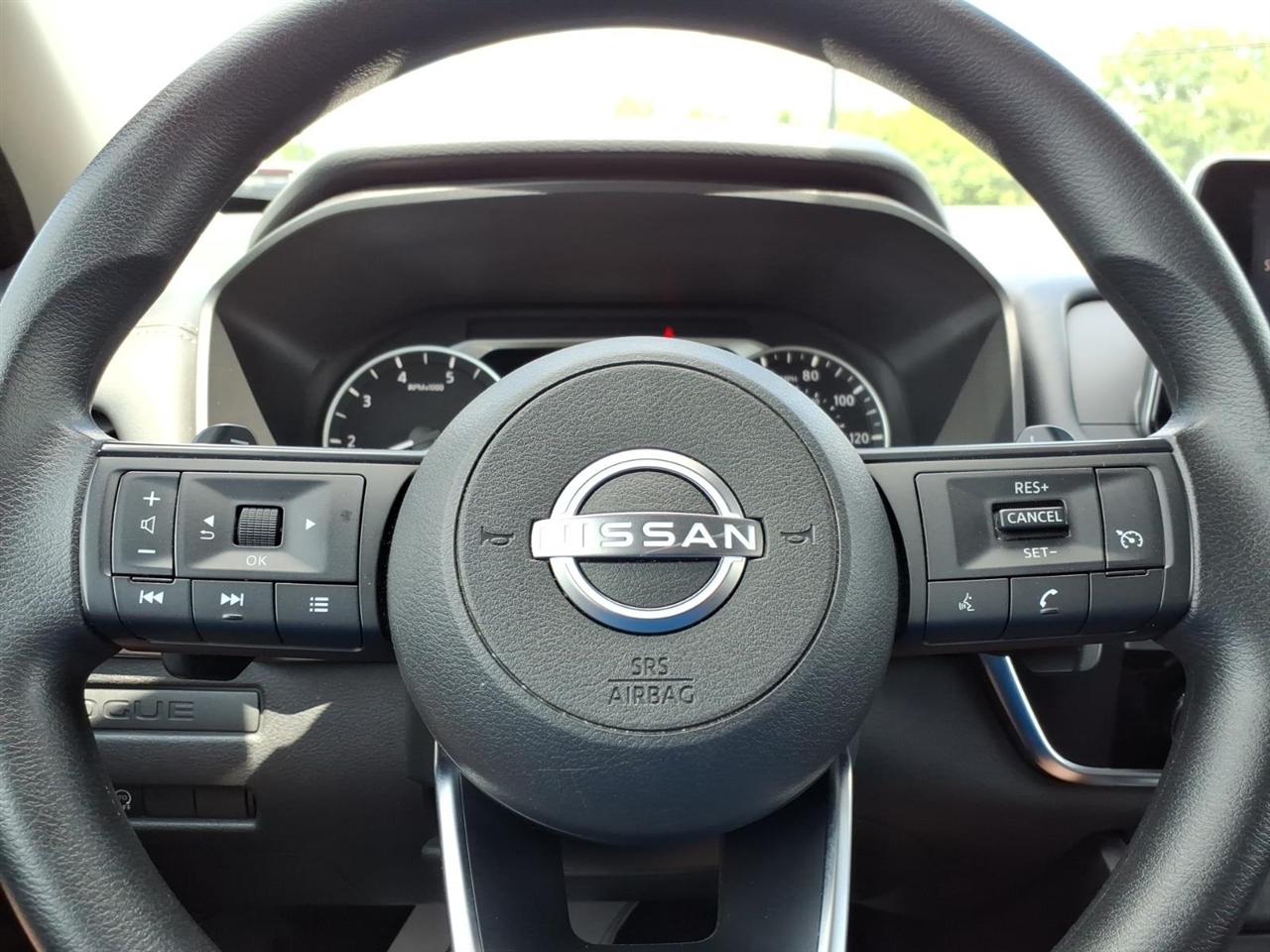 Nissan Rogue  2024