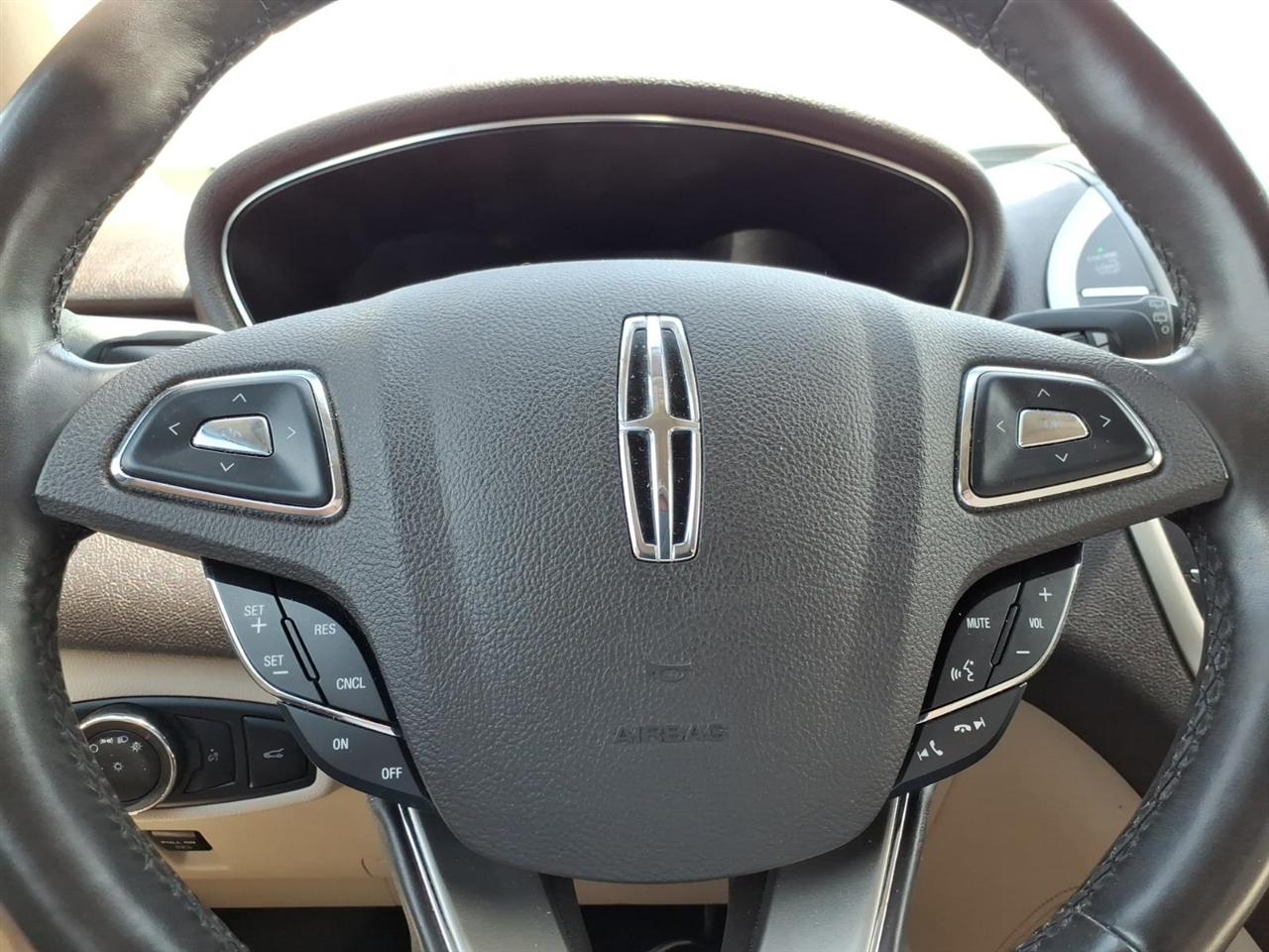 Lincoln MKC  2017