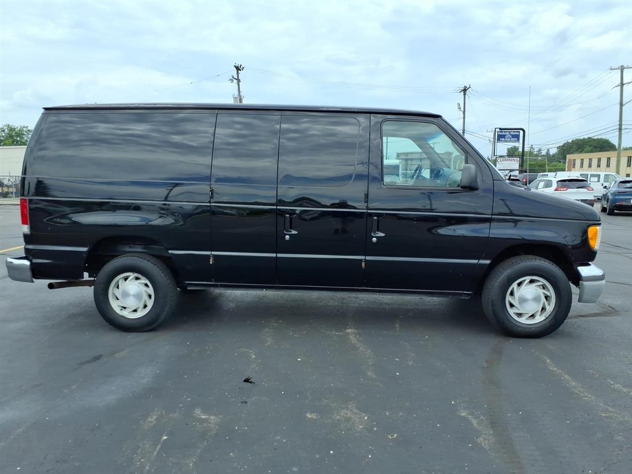 Ford Econoline Cargo Van  2001