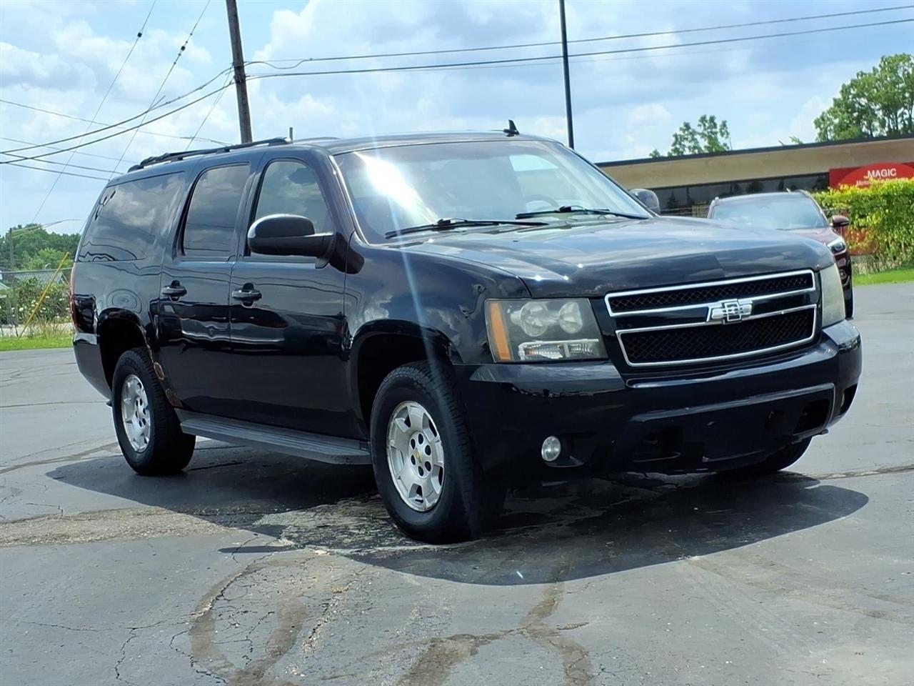 Chevrolet Suburban  2010