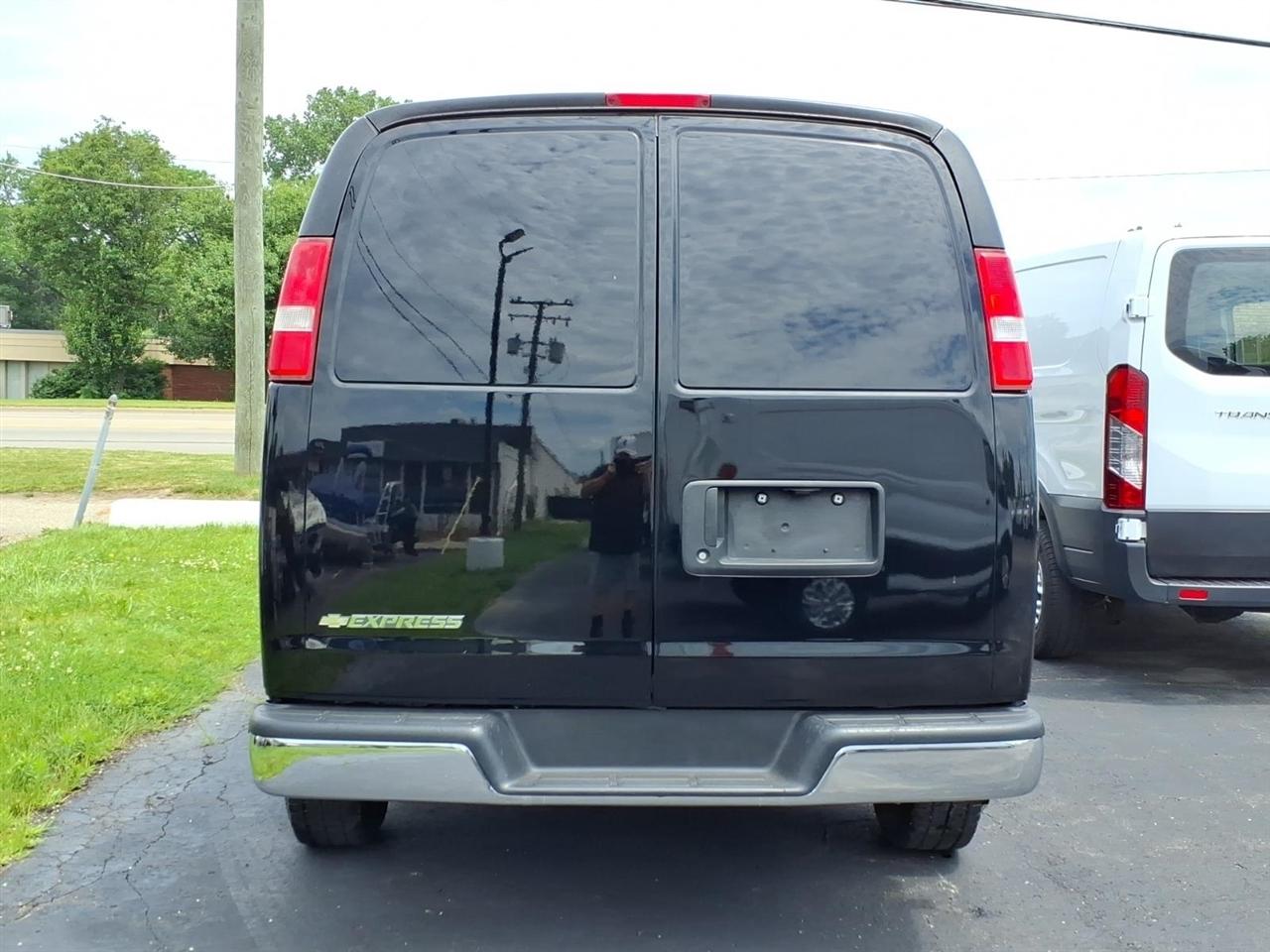 Chevrolet Express Cargo Van  2017