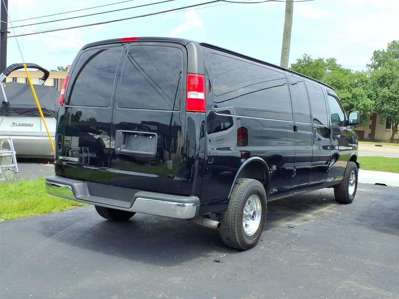 Chevrolet Express Cargo Van  2017