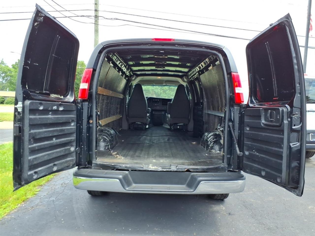 Chevrolet Express Cargo Van  2017
