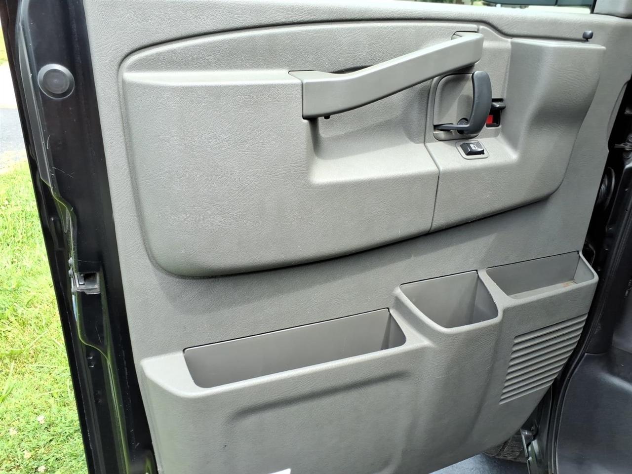 Chevrolet Express Cargo Van  2017