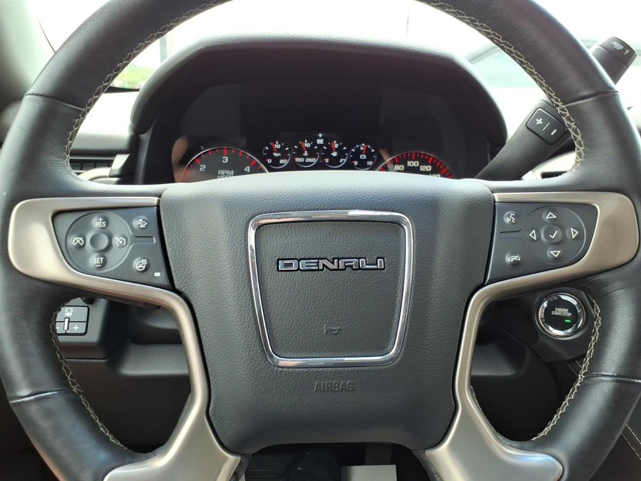 GMC Yukon  2016