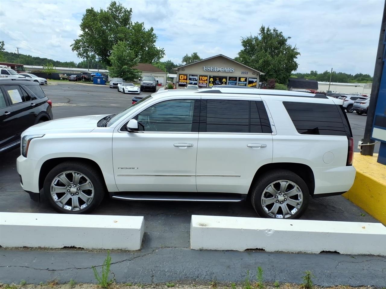 GMC Yukon  2016
