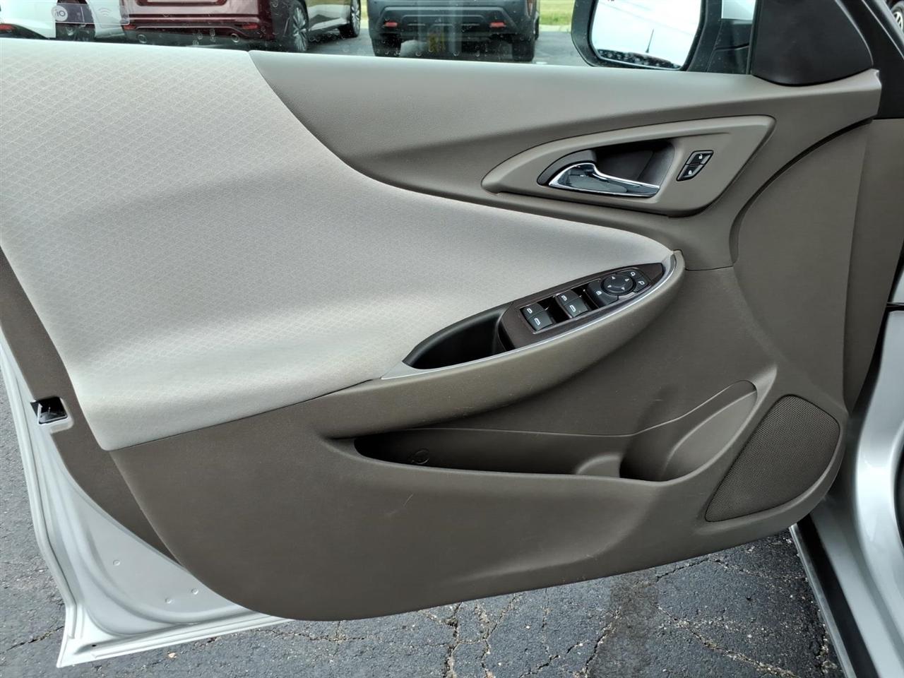 Chevrolet Malibu  2020