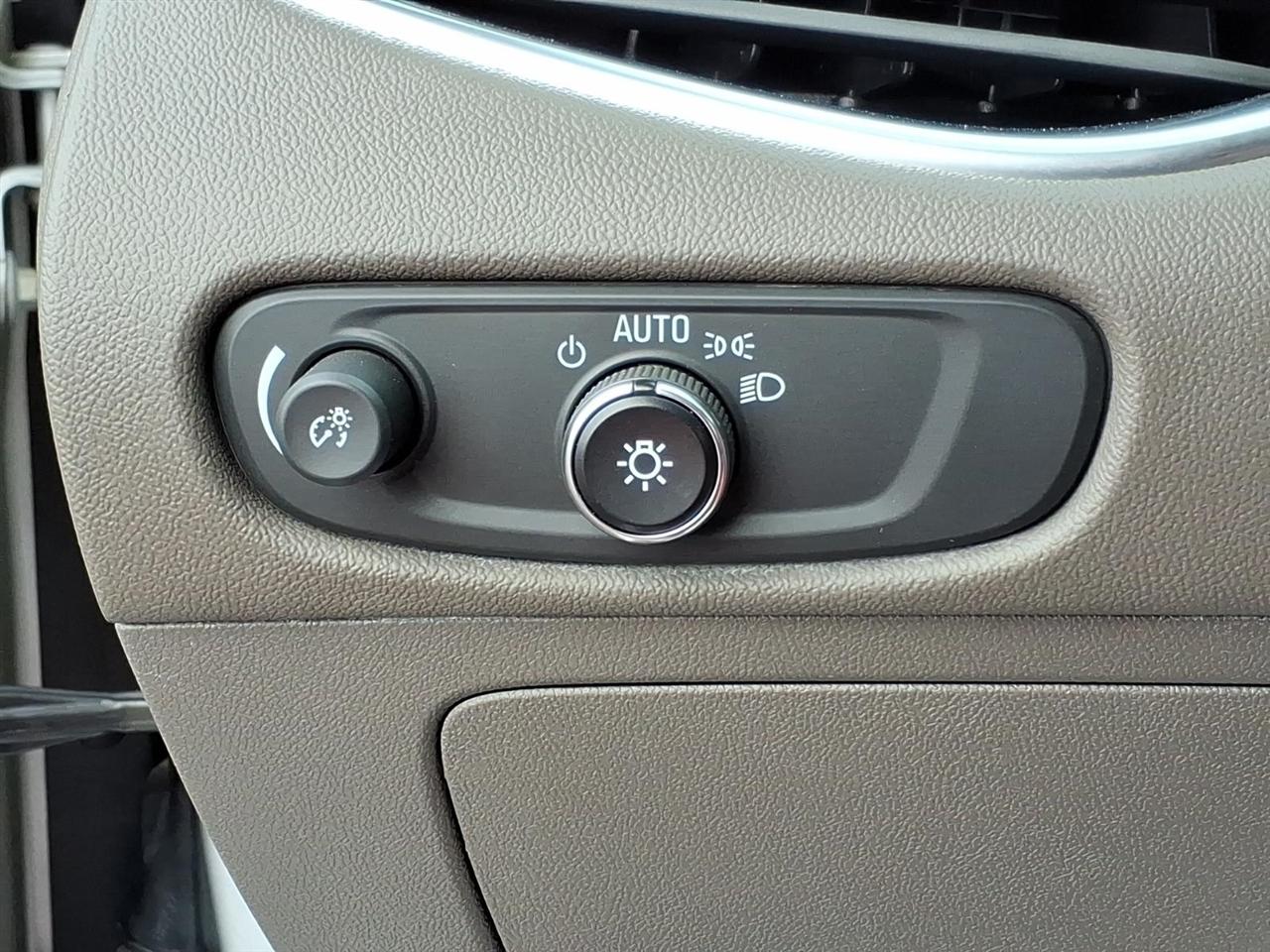 Chevrolet Malibu  2020