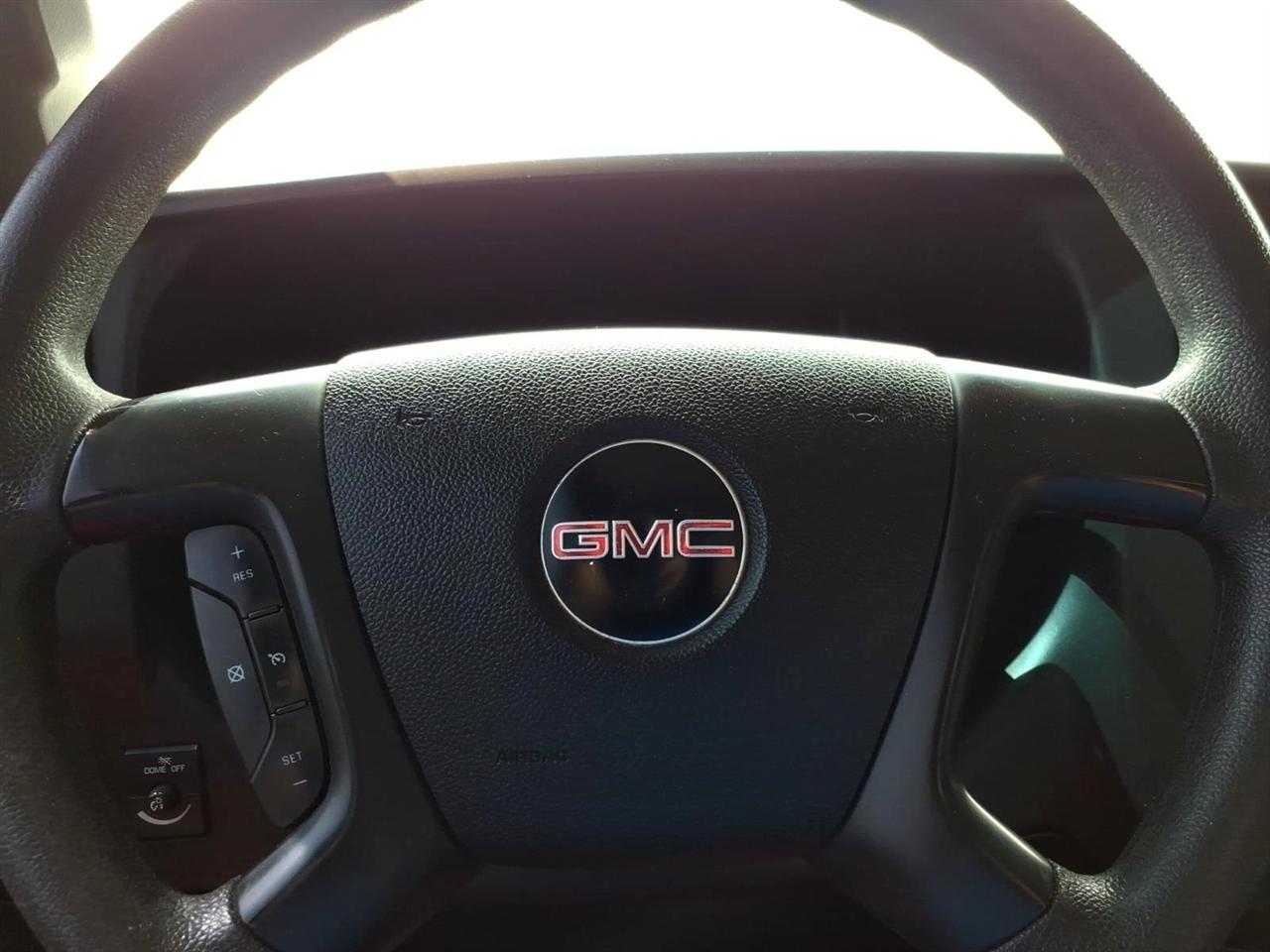 GMC Savana Cargo Van  2016