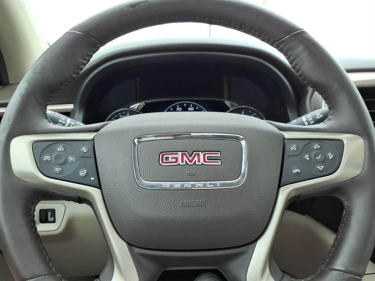 GMC Acadia  2018