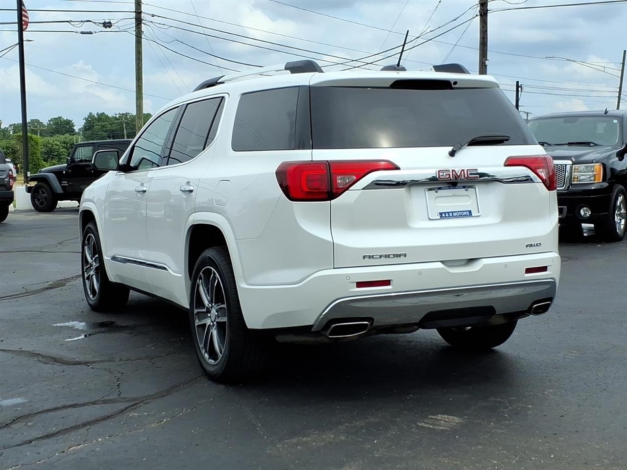 GMC Acadia  2018