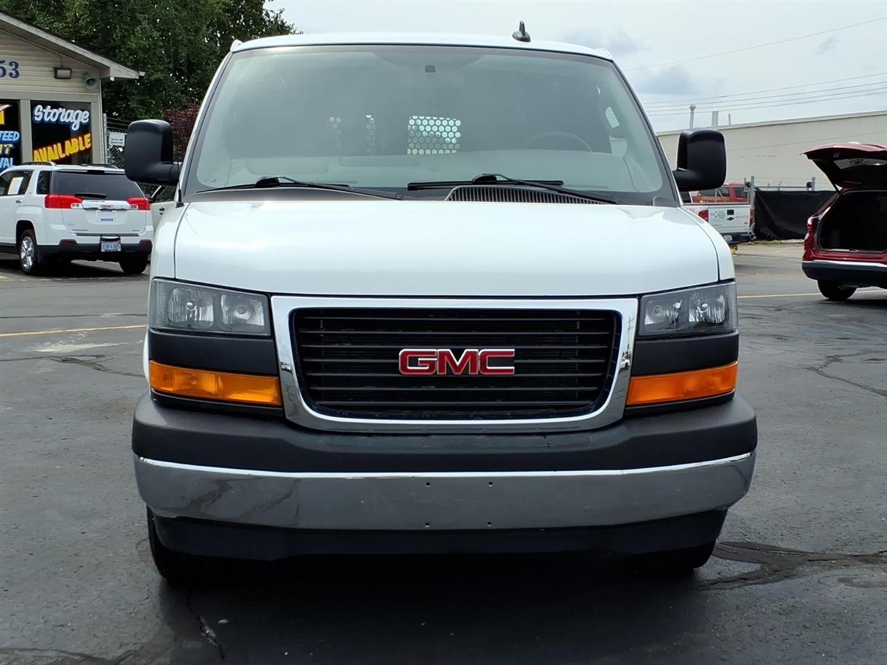 GMC Savana Cargo Van  2024