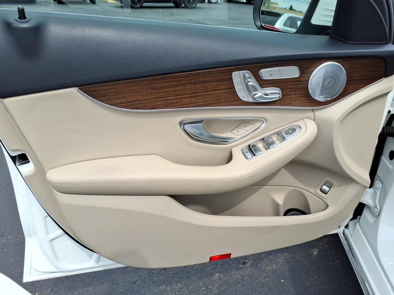 Mercedes-Benz C-Class  2020
