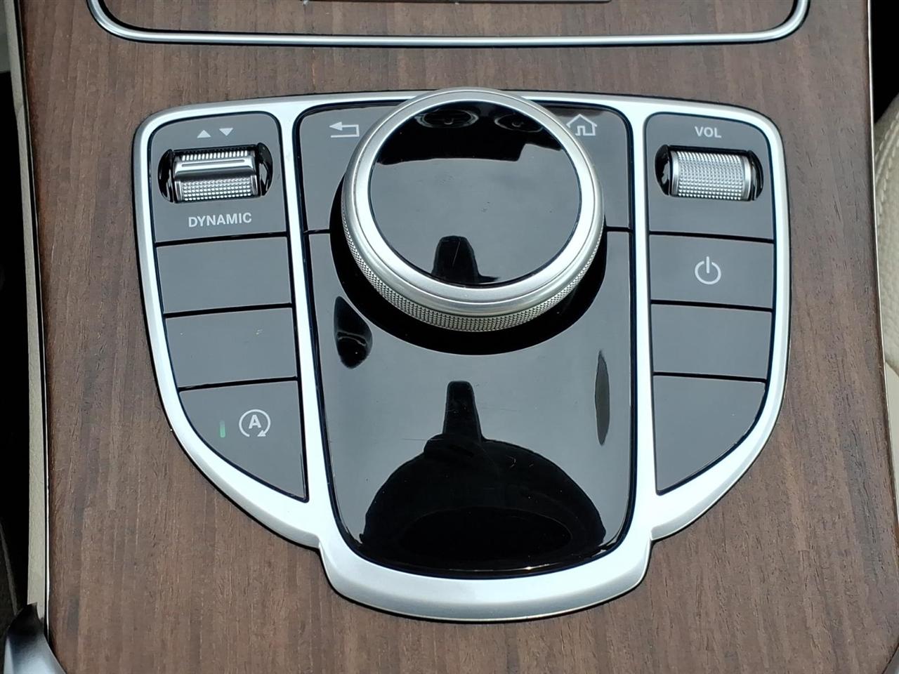 Mercedes-Benz C-Class  2020