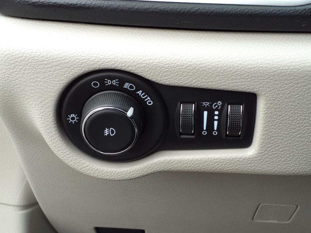 Chrysler Pacifica  2021