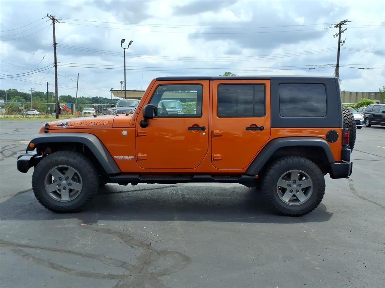 Jeep Wrangler Unlimited  2010