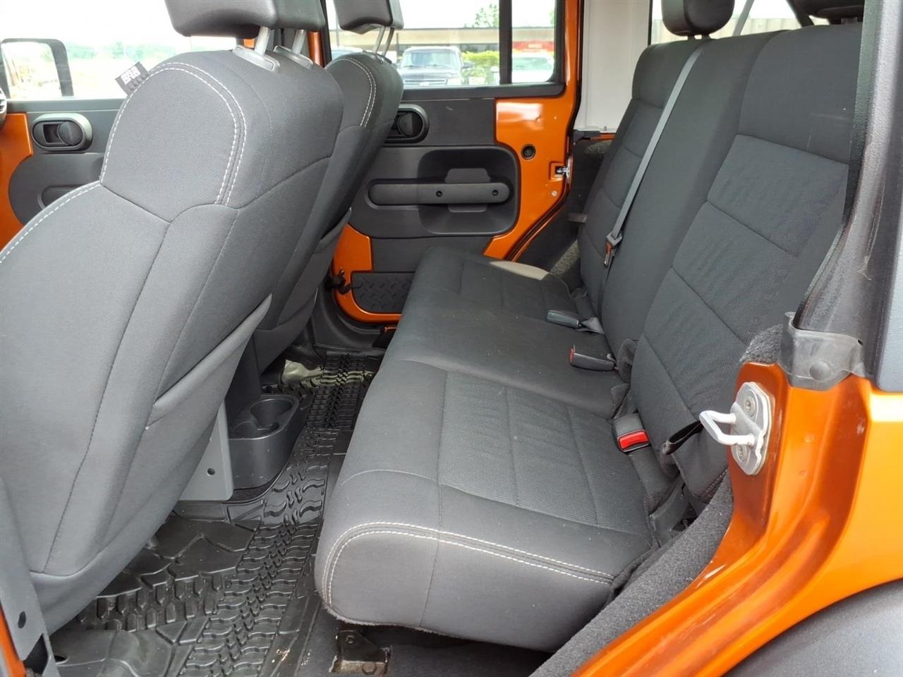 Jeep Wrangler Unlimited  2010