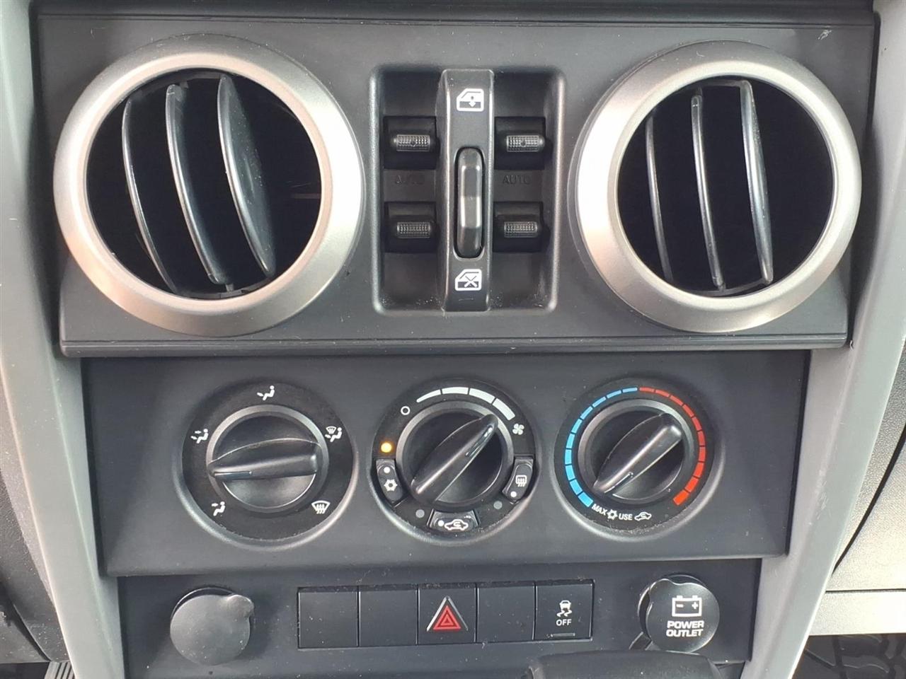 Jeep Wrangler Unlimited  2010