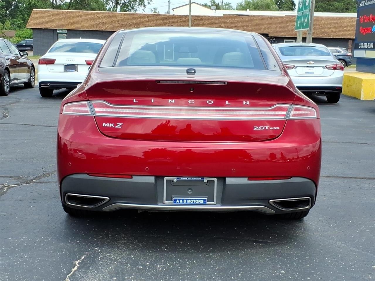 Lincoln MKZ  2017