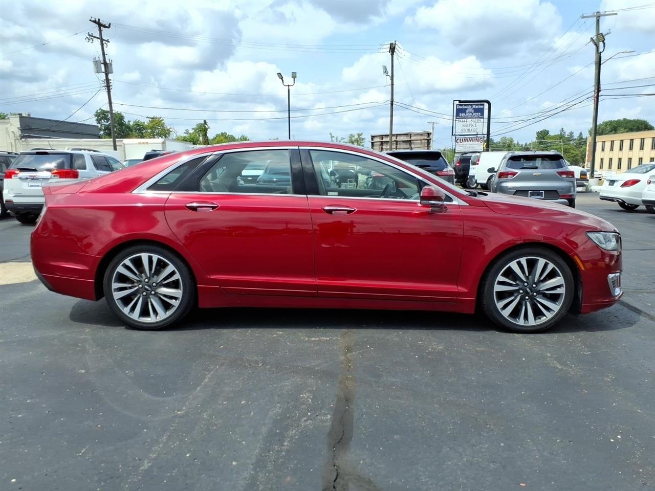 Lincoln MKZ  2017