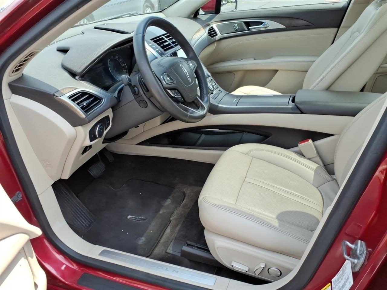 Lincoln MKZ  2017