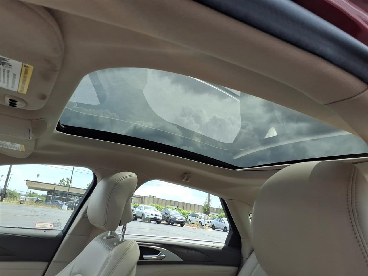 Lincoln MKZ  2017