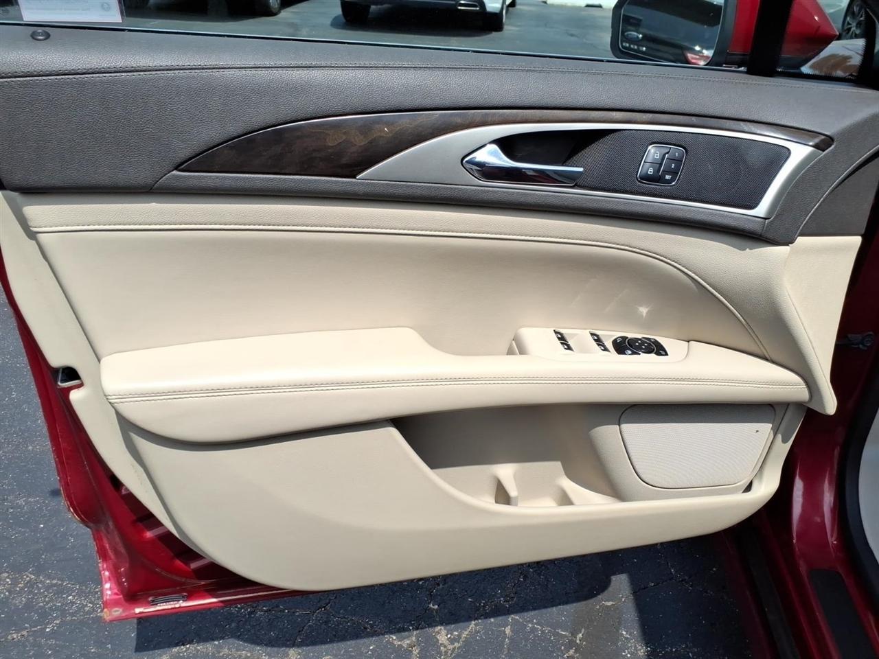 Lincoln MKZ  2017