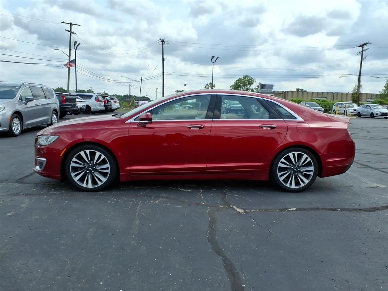 Lincoln MKZ  2017