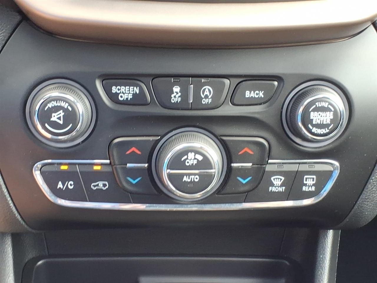 Jeep Cherokee  2015