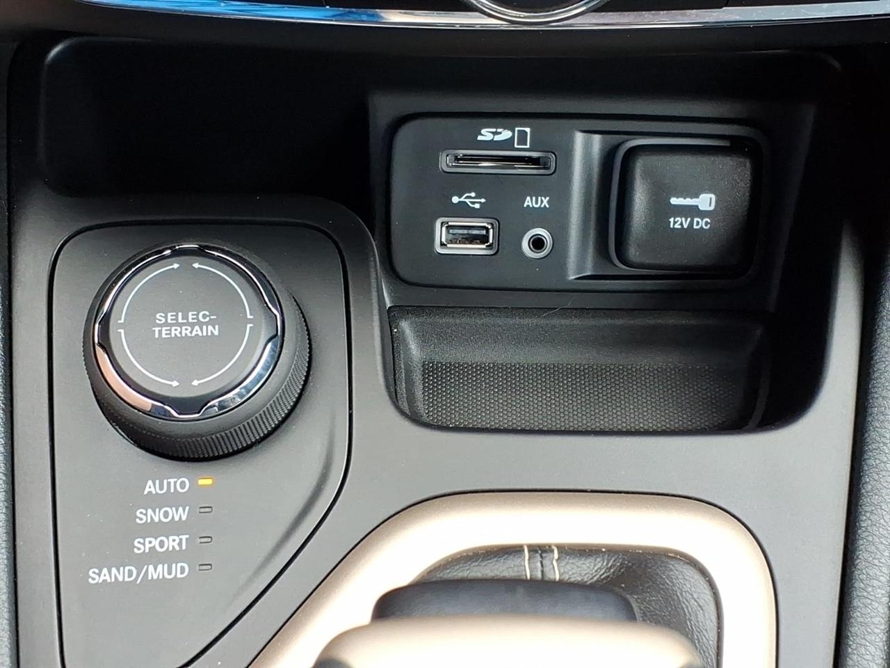 Jeep Cherokee  2015
