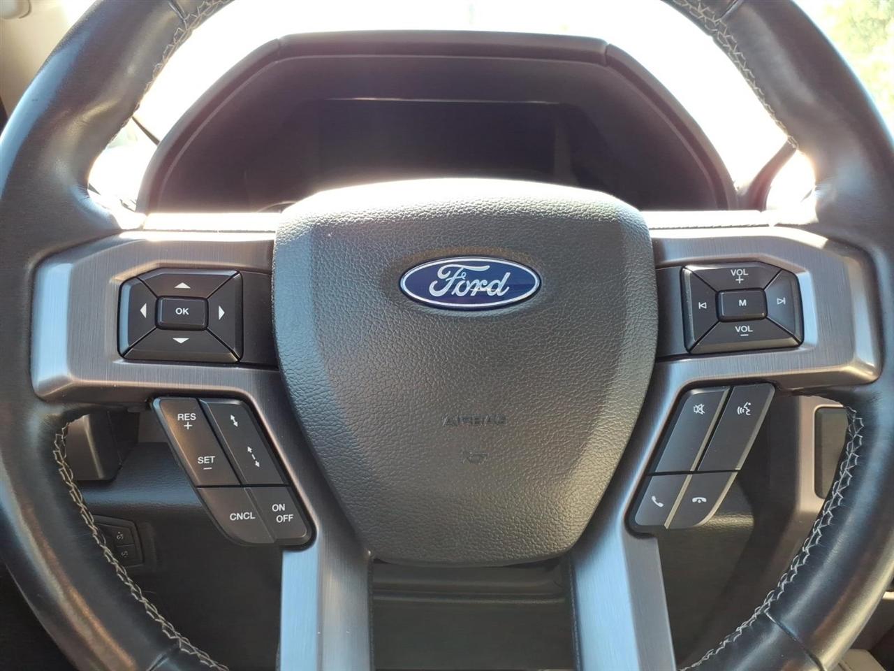 Ford Expedition  2020