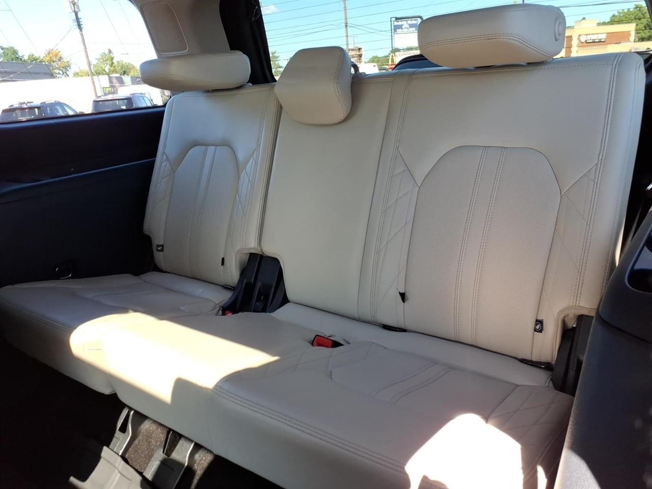 Ford Expedition  2020