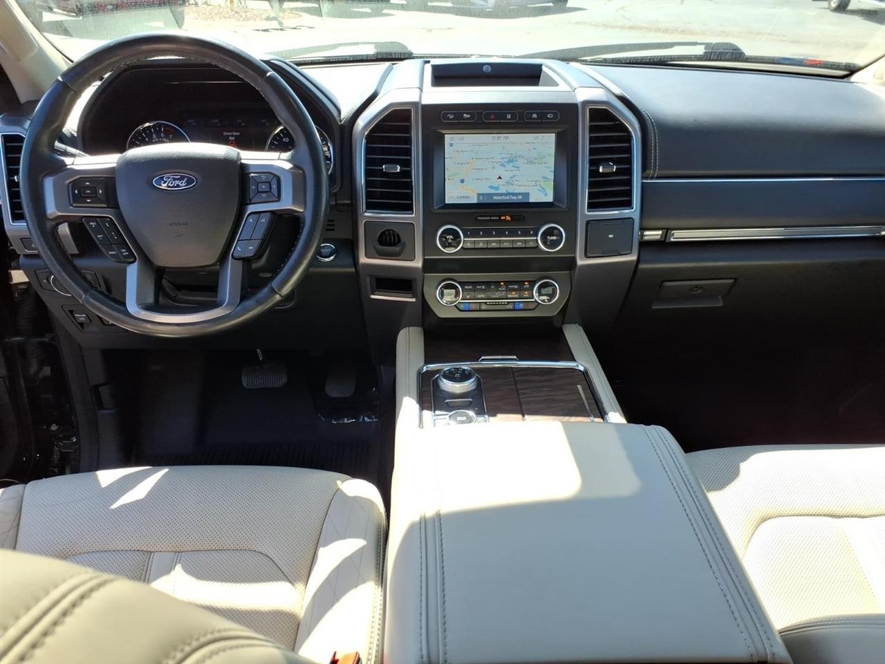 Ford Expedition  2020