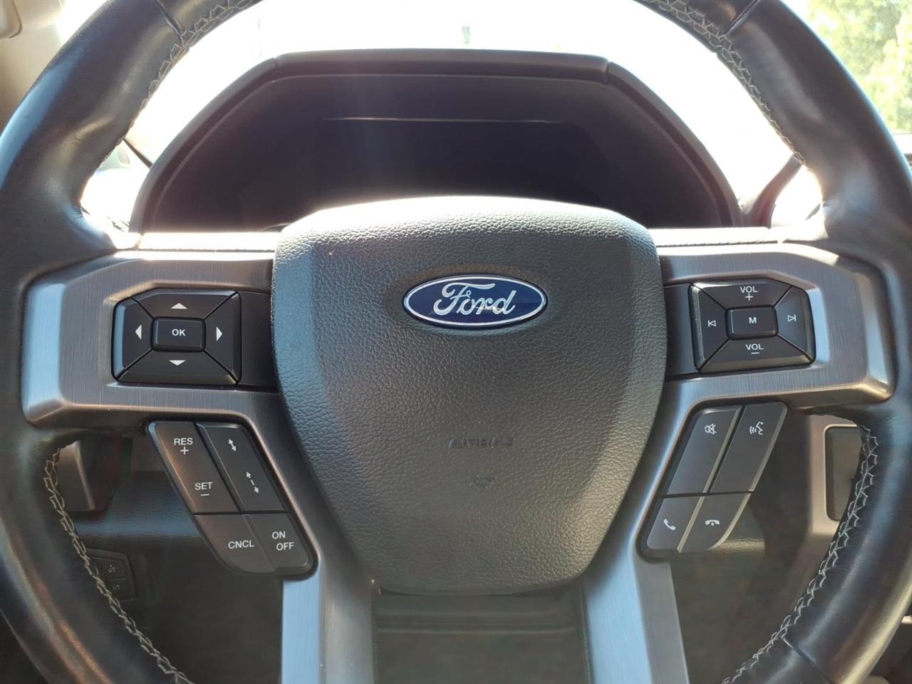 Ford Expedition  2020