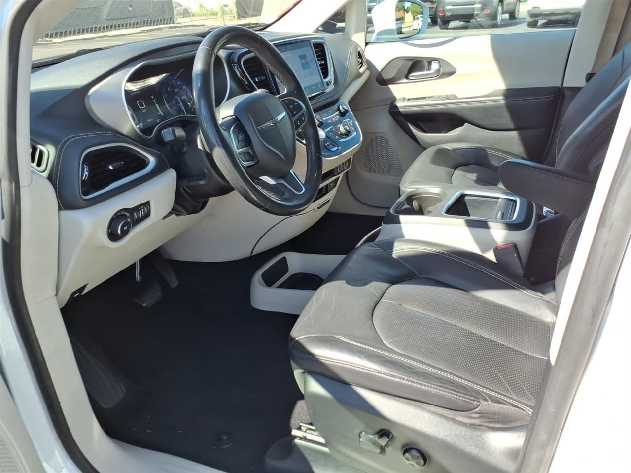Chrysler Pacifica  2022