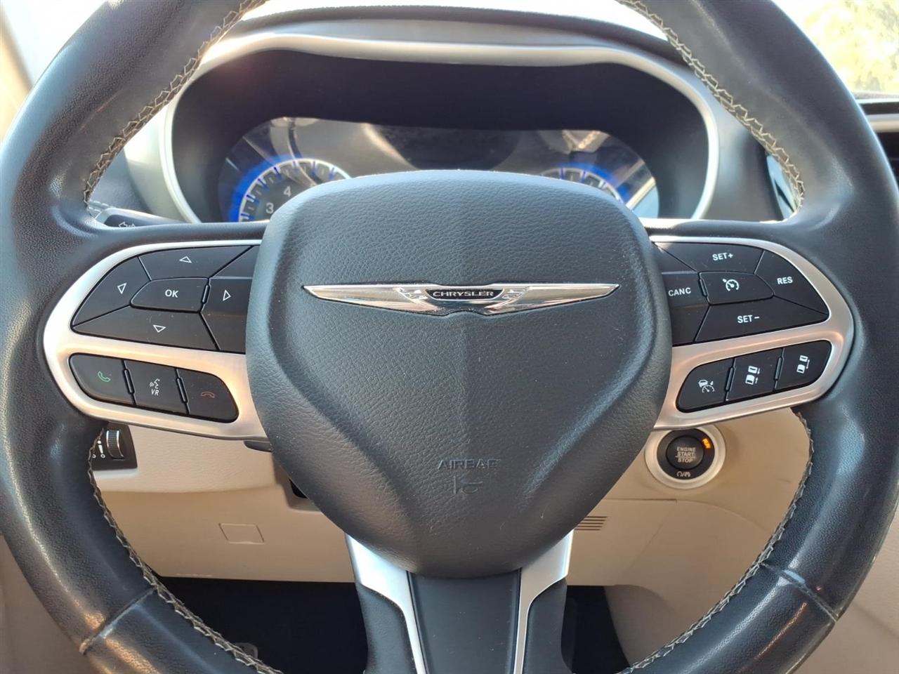 Chrysler Pacifica  2022