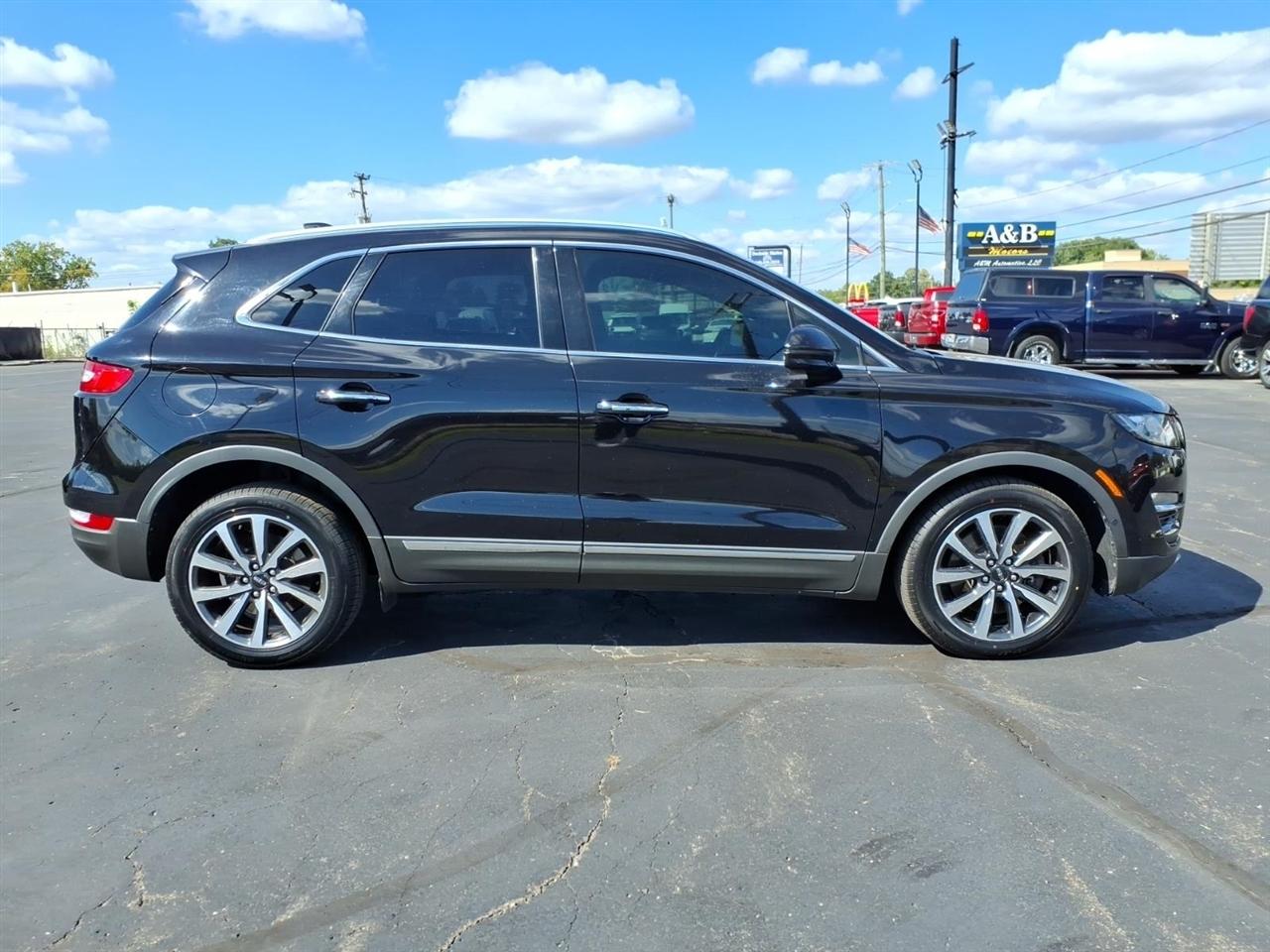 Lincoln MKC  2019