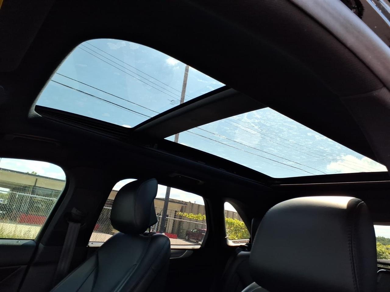 Lincoln MKC  2019