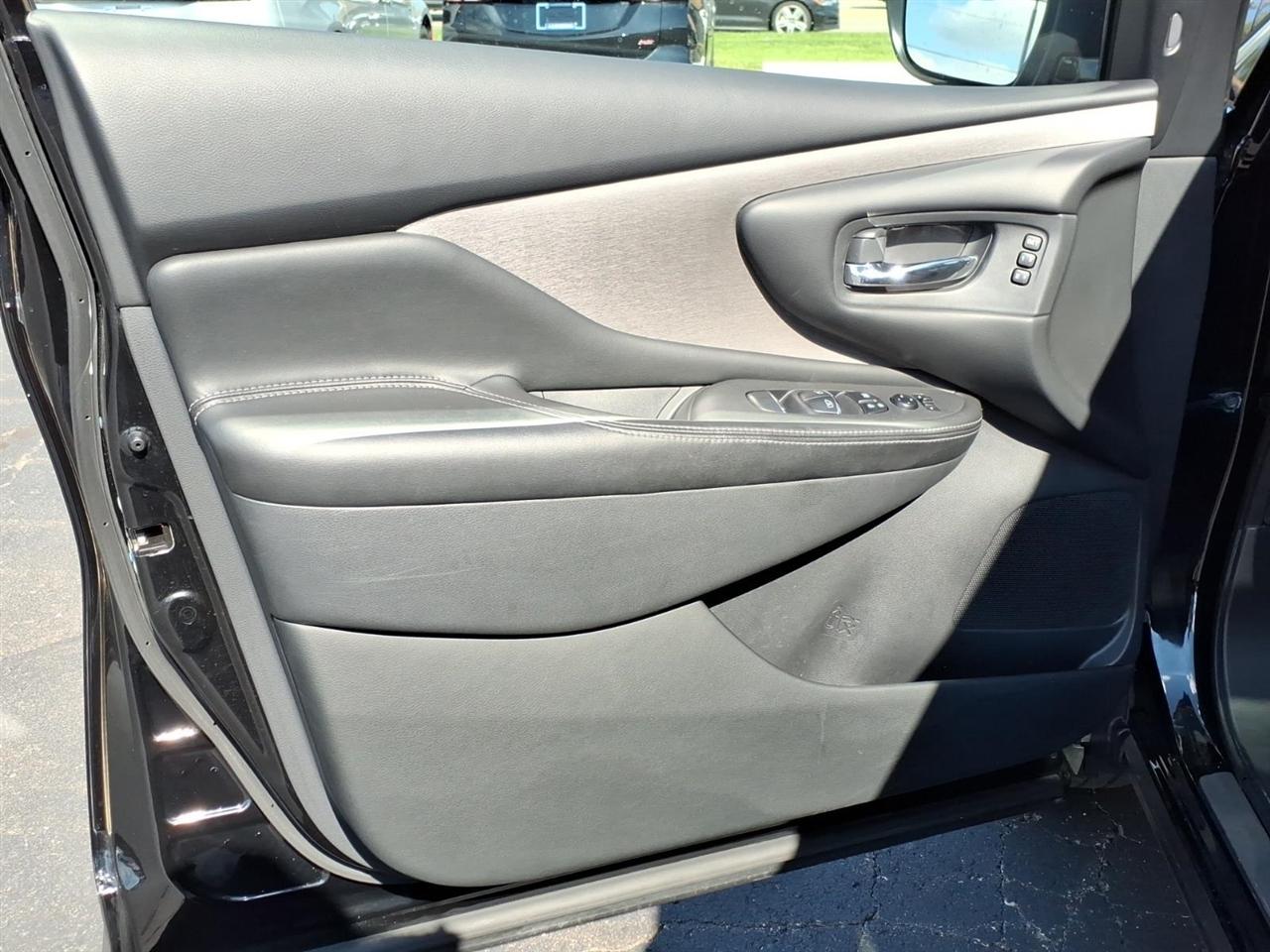 Nissan Murano photo 14