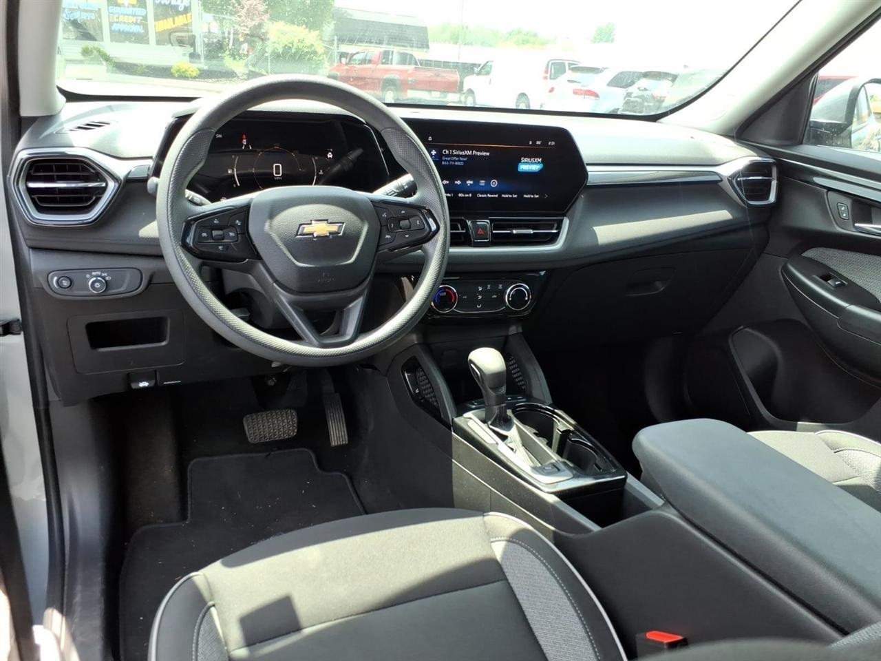 Chevrolet Trailblazer photo 11