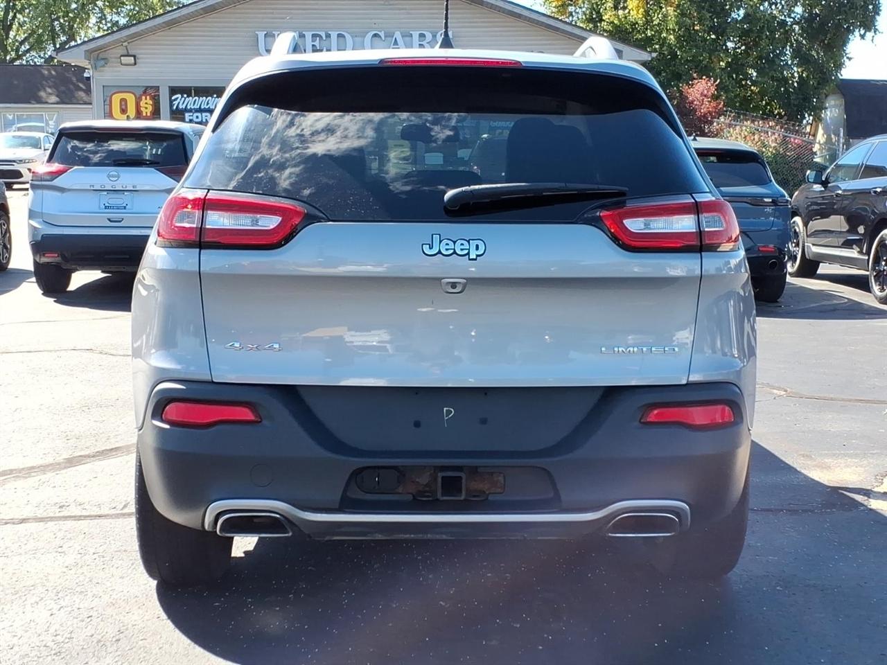 Jeep Cherokee  2016