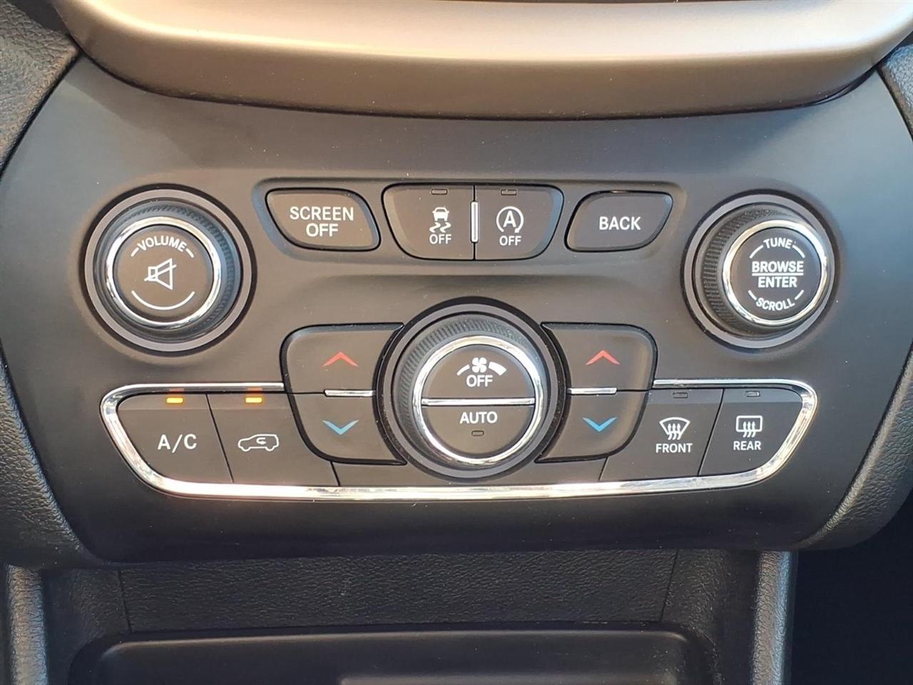 Jeep Cherokee  2016