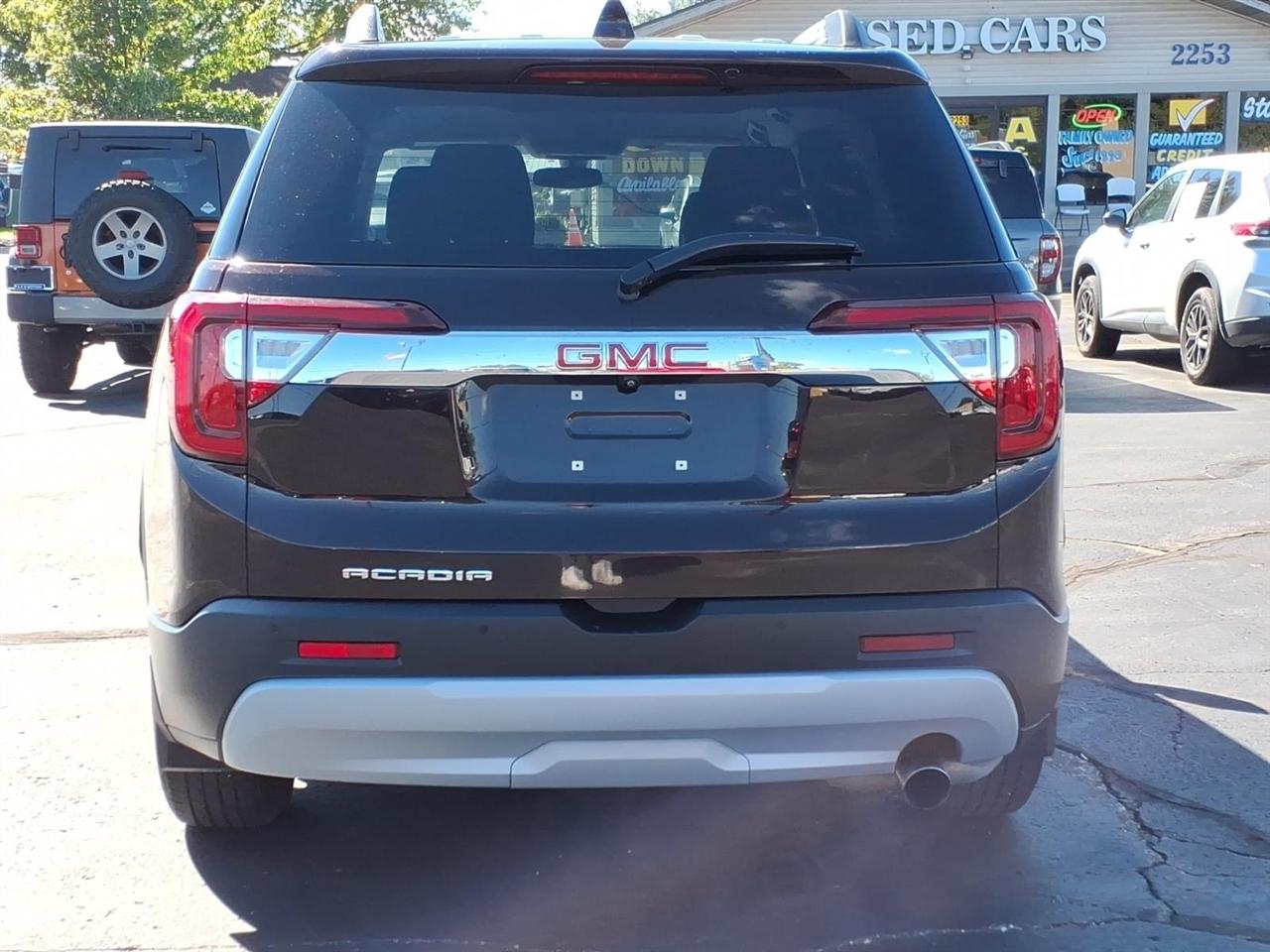 GMC Acadia photo 4