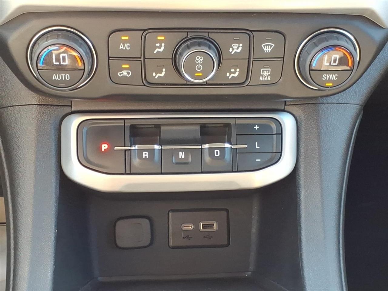 GMC Acadia  2021