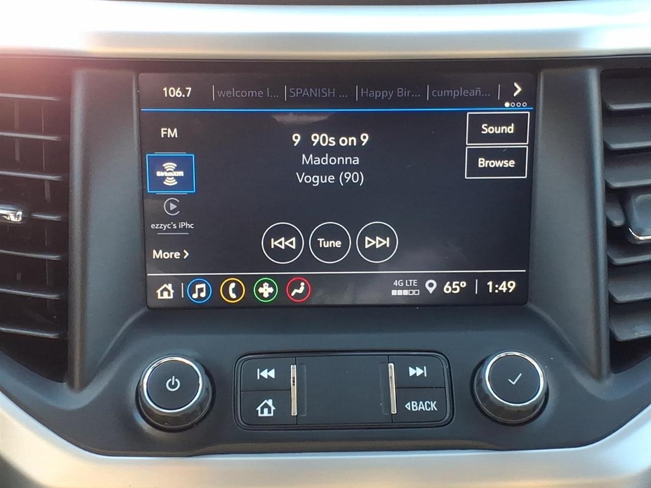 GMC Acadia  2021