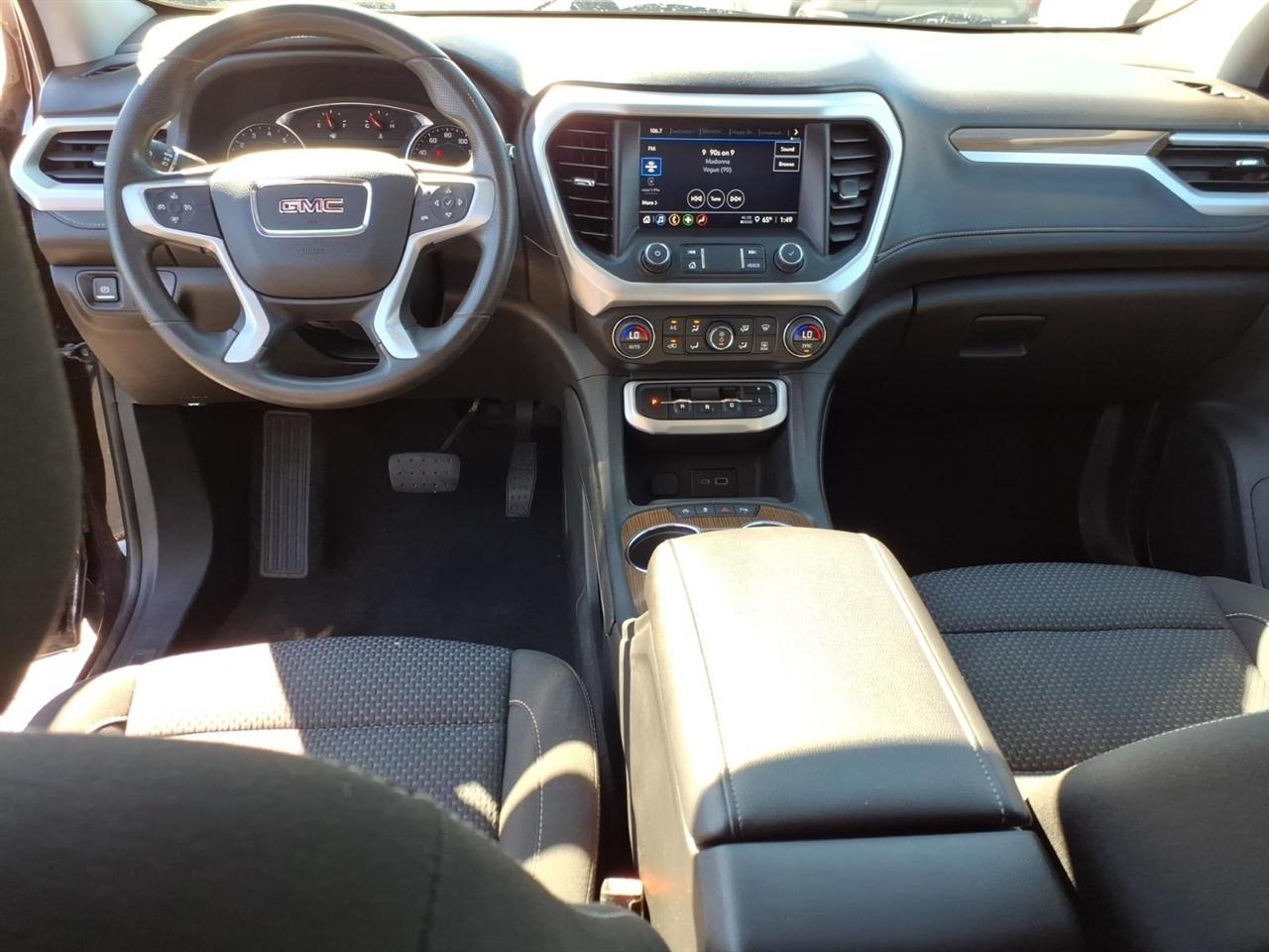 GMC Acadia  2021