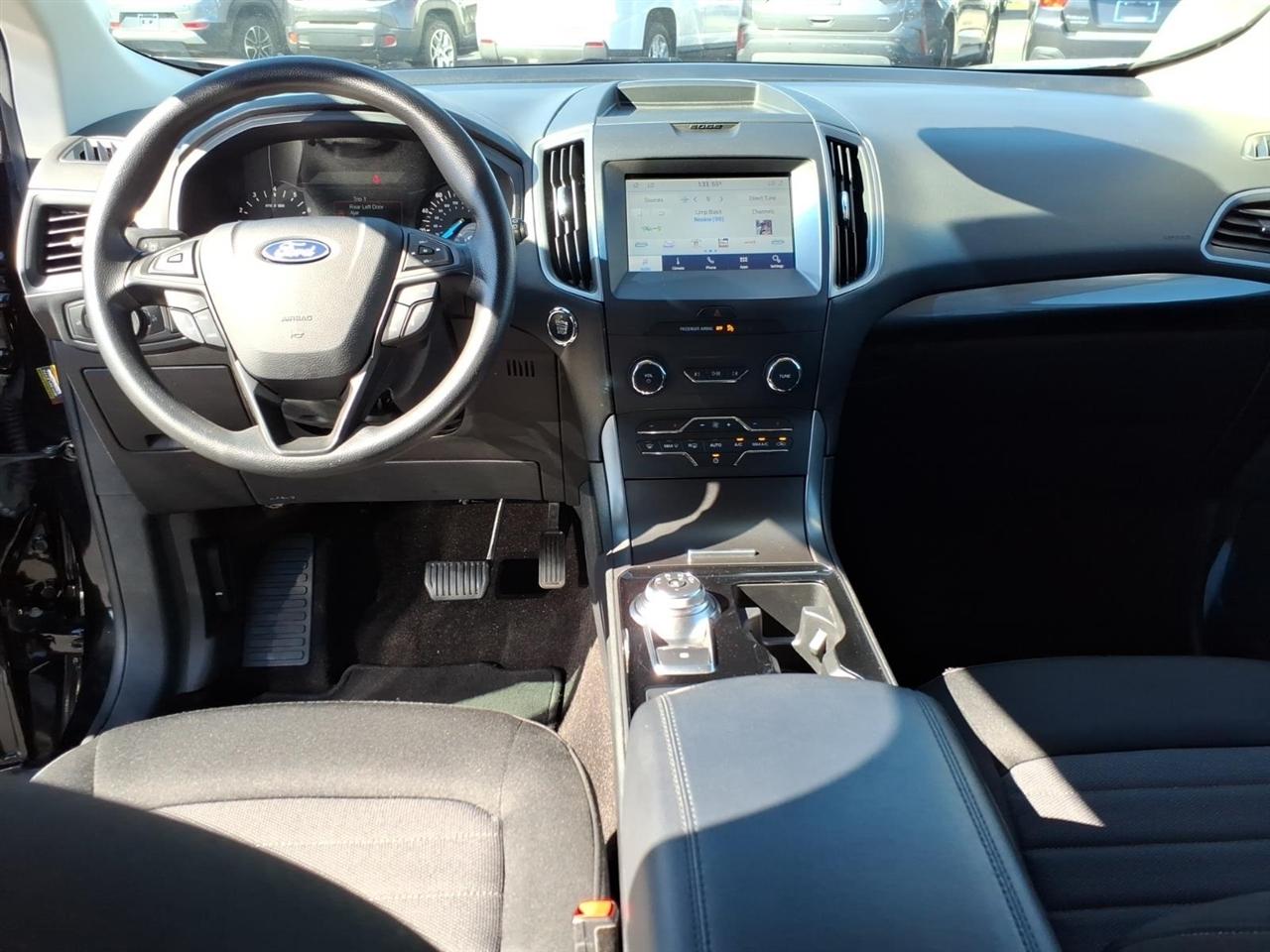 Ford Edge photo 12