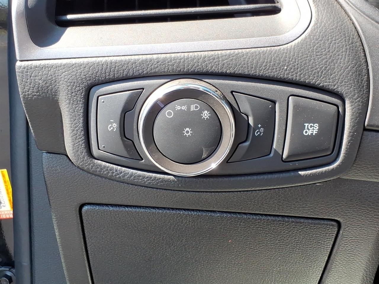 Ford Edge photo 14