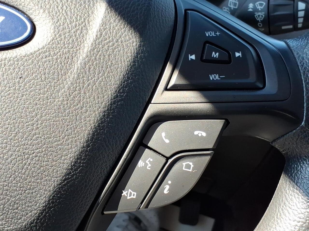 Ford Edge photo 22