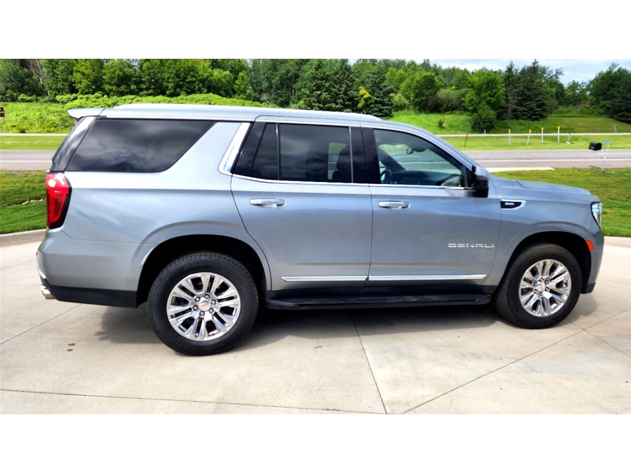 GMC Yukon 4WD 4dr Denali 2023 GMC Yukon 4WD 4dr Denali 2023